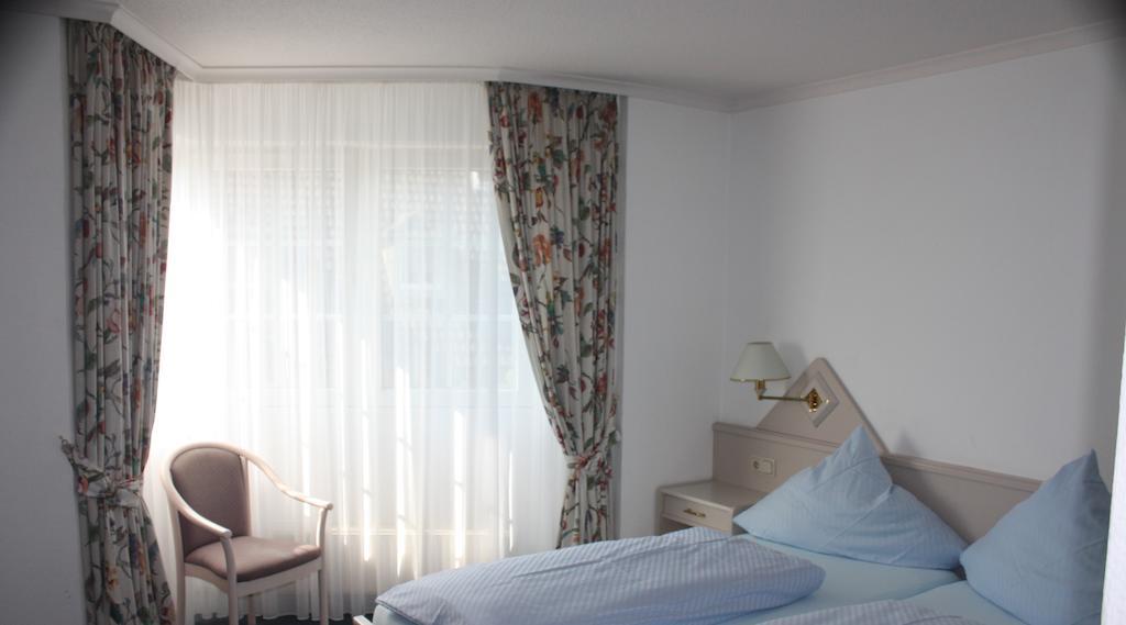 Hotel Am Stadthaus Garni Lohmar Exterior photo